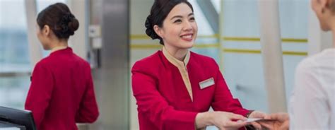 cathay pacific customer service officer