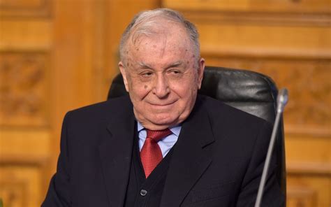 cati ani are ion iliescu