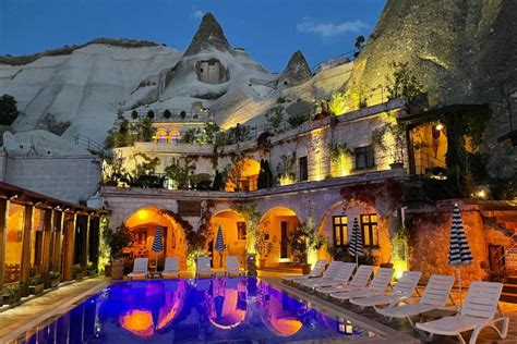 cave hotel turkey