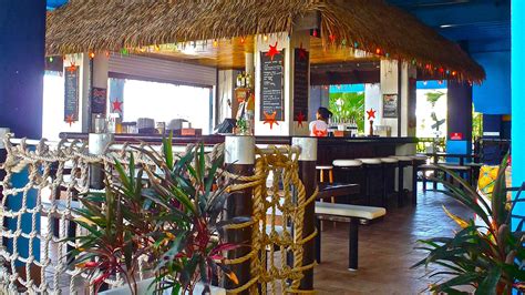 cayman island beach bars