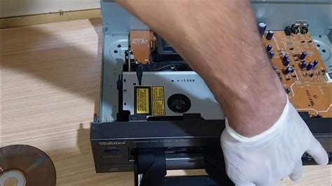 Cd Player Stuck Spinning