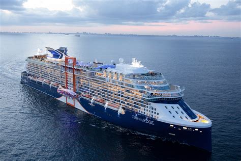 Celebrity Cruise Reviews and Travel Tips for Luxury Voyages