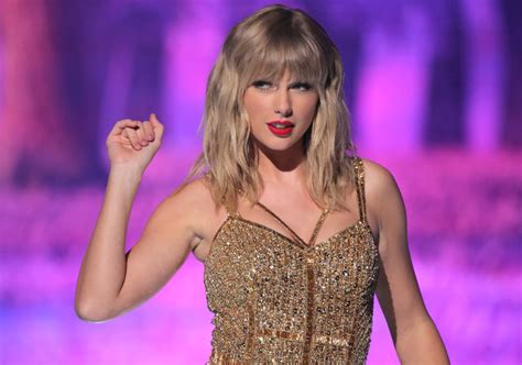 Famous Celebrity Singer Performances You Should Not Miss Tonight