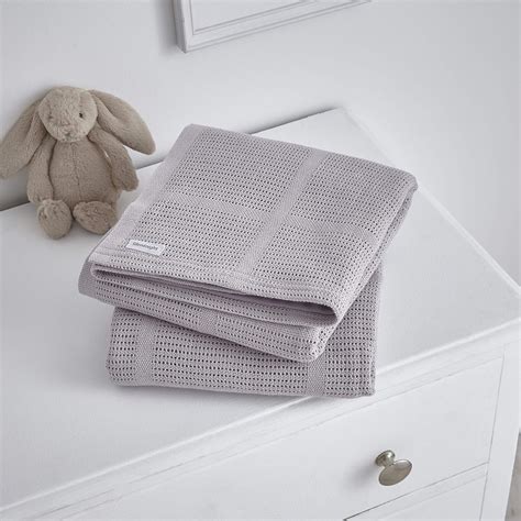 Cellular Blanket Safe Sleep