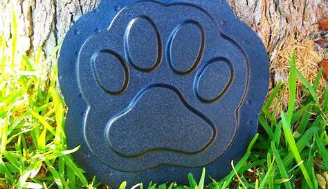 Large Dog Paw Print Stepping Stone Plastic Mold Concrete | Etsy Pet