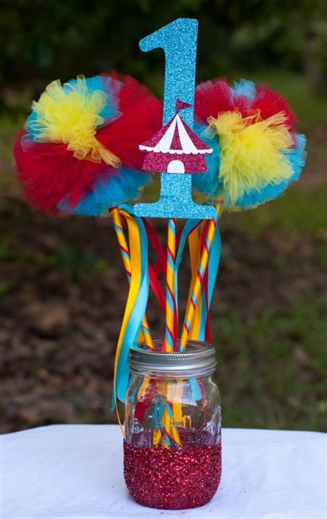 centerpieces for circus theme