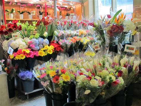 central market flowers at market