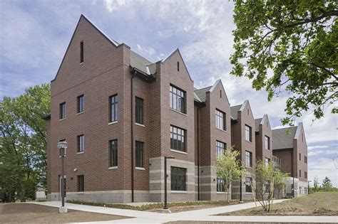 central michigan university graduate housing