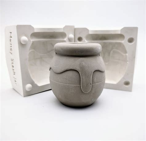 Ceramic Jar Mold