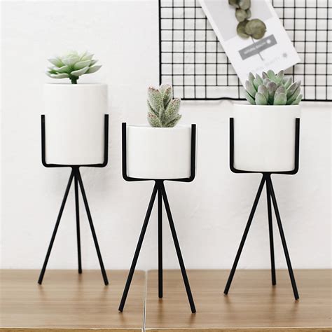 ceramic plant pots with stands