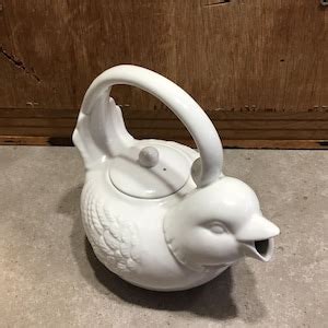 Ceramic Teapot Bird