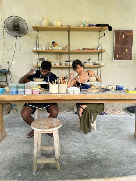 ceramic workshop instructor