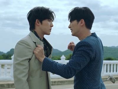 Chains Of Heart Plot