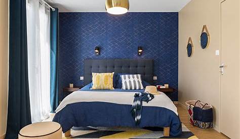 10 magnifiques chambres décorées en bleu marine et doré