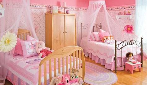 Chambre Petite Fille 2 Ans Deux Soeurs Un Agenda De De Toddler Girl Chevrons Little Girl Bedroom Nurse Toddler Bedroom Girl Girls Bedroom Toddler Bed