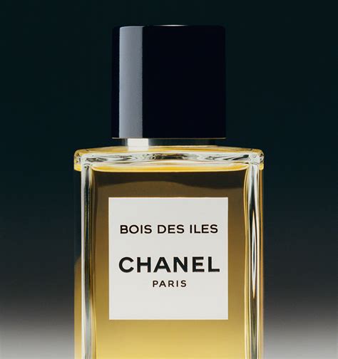 Chanel Bois Des Iles Notes