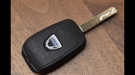 changing battery in dacia key fob