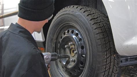 Changing Winter Tires Quebec