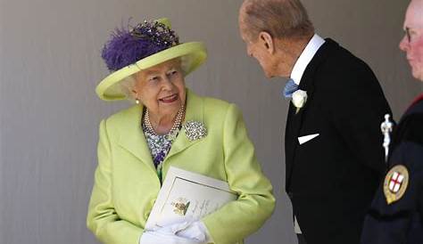 Chapeau Reine Elizabeth Ii Mariage Harry CHODENTK 2 Au De Meghan Et