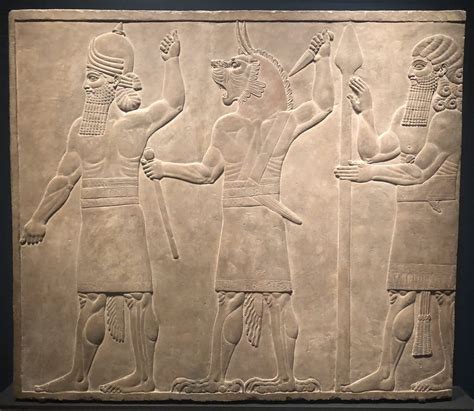 characteristics of assyrian art