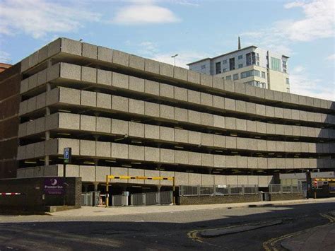 charing cross glasgow parking