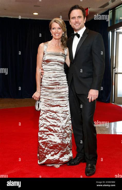 charles esten and his wife