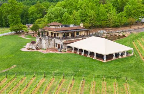 charlotte wineries