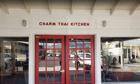 charm thai restaurant phoenix oregon