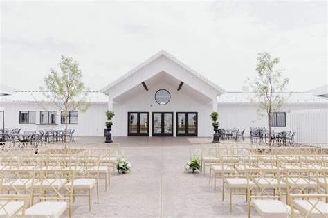10+ Chaska Wedding Venues