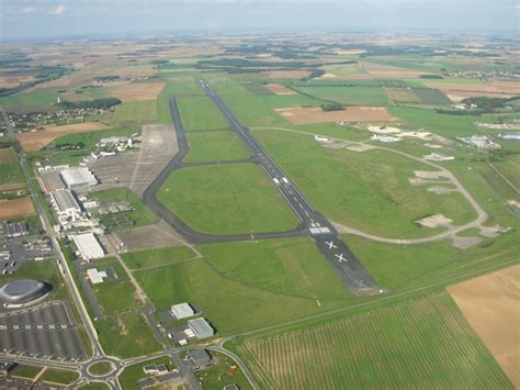 chateauroux airport