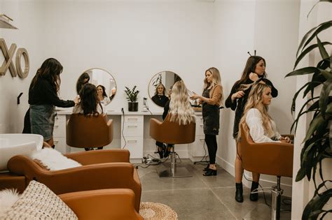 9 Best Places To Get Cheap Haircuts Near Me (2020 Guide)