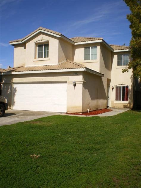 1045 S Hewitt St, San Jacinto, CA 92583 3 Bedroom House for Rent for