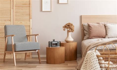 Cheap Chairs For The Bedroom