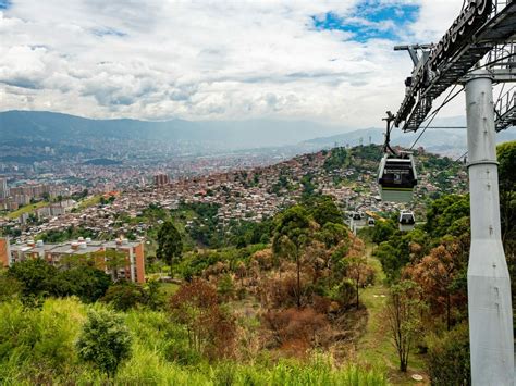 cheap fly to medellin colombia