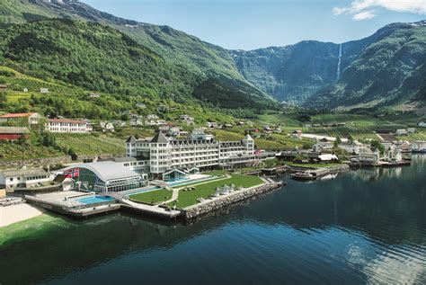 cheap hotels near hardangerfjord