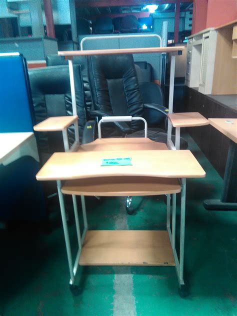Cheap Second Hand Computer Table