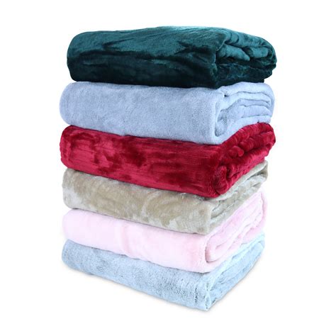 Cheap Throw Blanket Lot