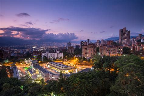 cheapest flights to medellin colombia