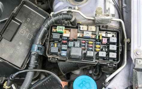 4. Locating and Inspecting the Engine Bay Fuse Box