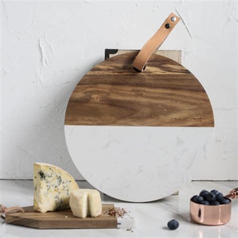 home.furnitureanddecorny.com:cheese board wood vs marble