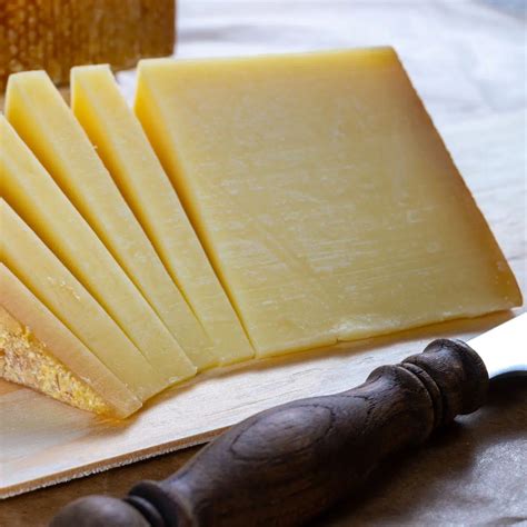 cheese comparable to gruyere