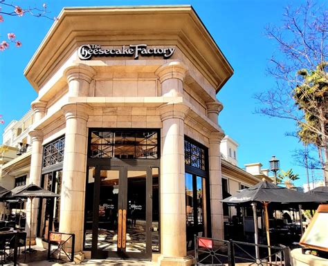 Cheesecake Factory Hours Glendale