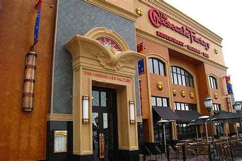 cheesecake factory in houston tx