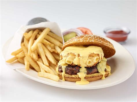 Cheesecake Factory Mac And Cheese Burger