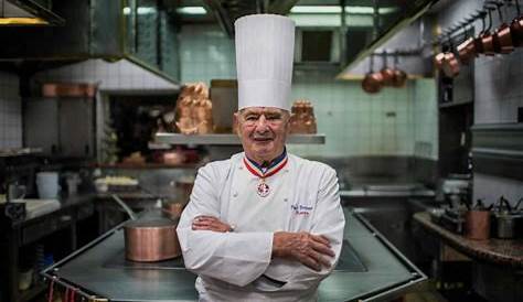 Chef Cuisinier Francais Mort Paul Bocuse Le Célèbre Cuisiner Français Est