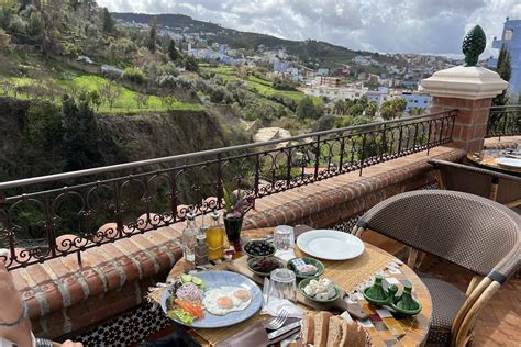 chefchaouen restaurant view