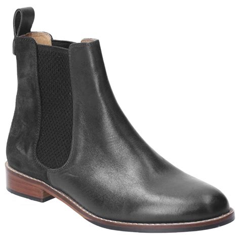 chelsea boots for older women