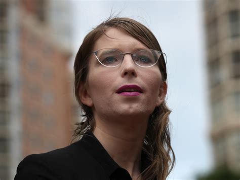 chelsea manning released