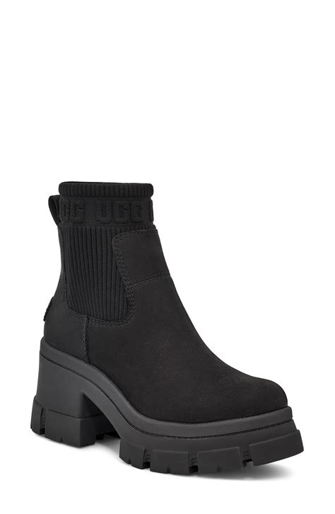 chelsea platform boots black