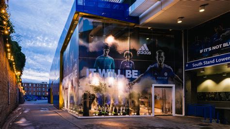 chelsea shop opening times